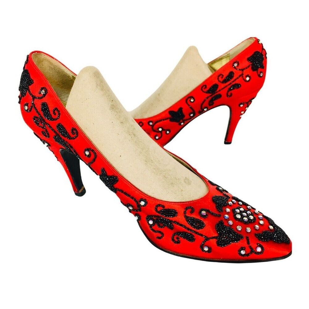 Vintage Helene Arpels Red Silk Black Beaded Rhinestone Heels Size 9.5B Italy